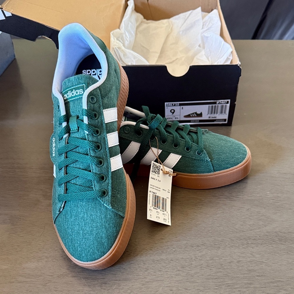 adidas Men’s Green Low-Top Sneakers with White Stripes and Gum Sole